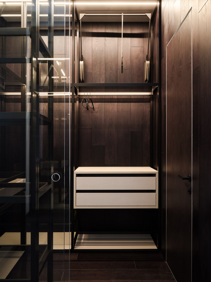 Стеклянная гардеробная система