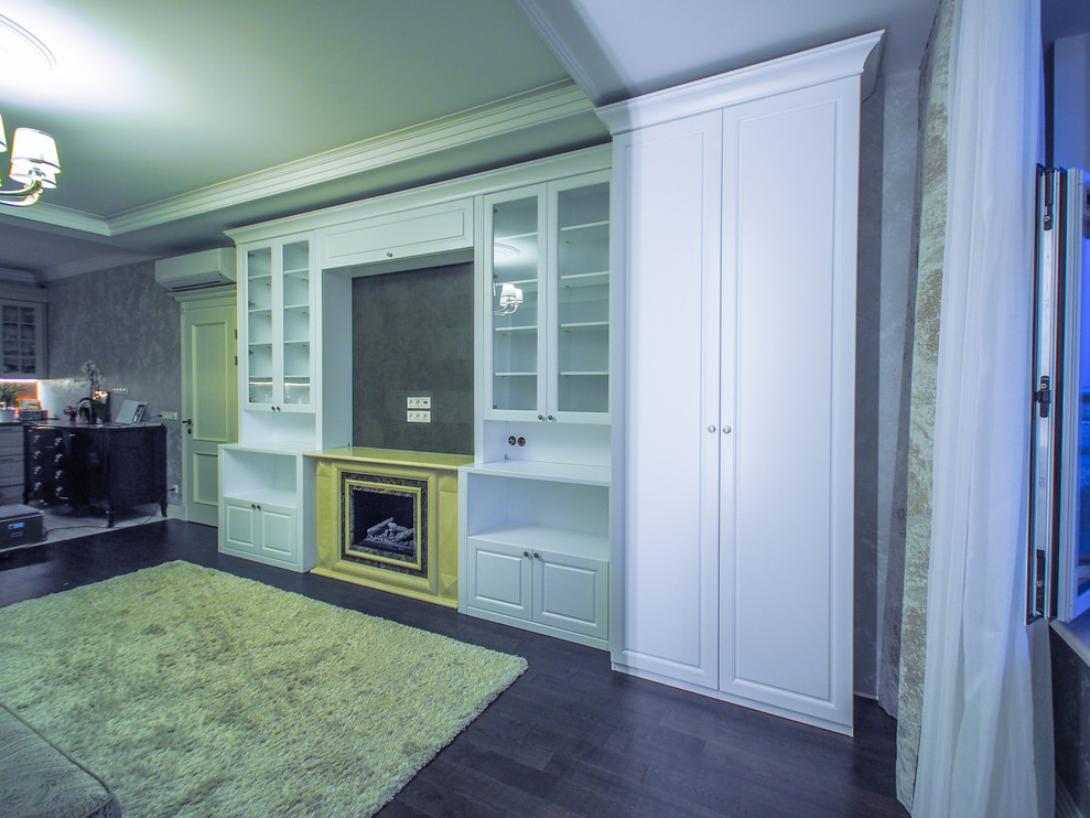 Шкаф и тумба под ТВ.