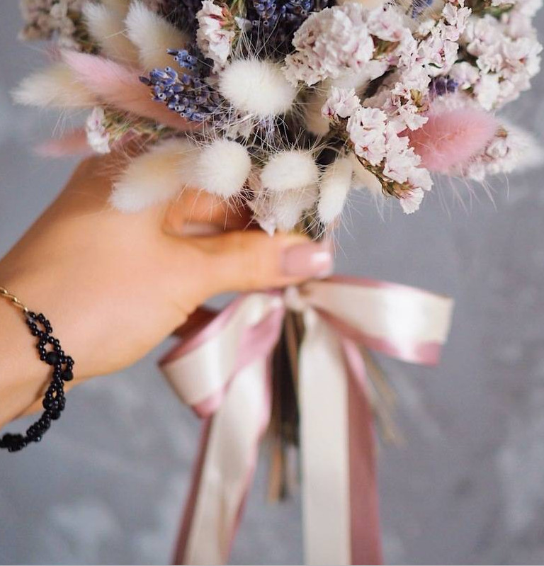 Не просто цветы: 5 столичных мест, где делают необычные букеты