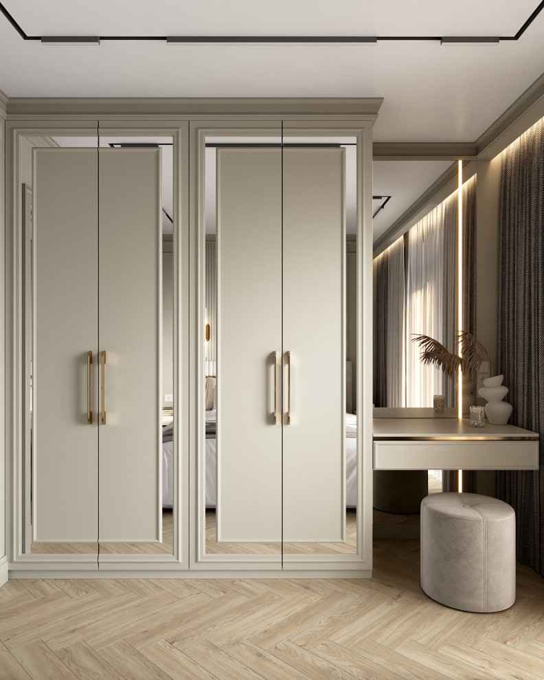 Neoclassical Apartment