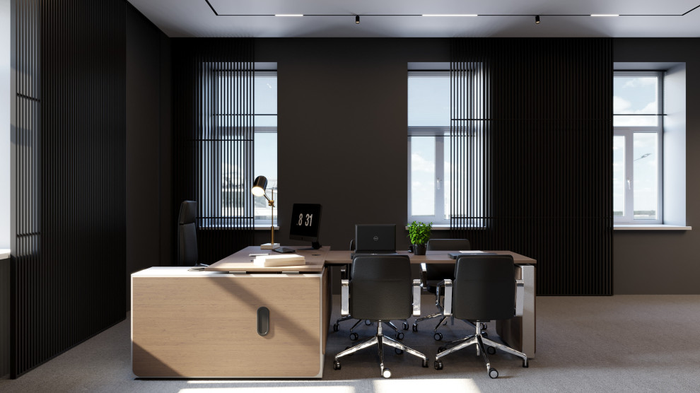 Офис руководителя филиала организации в Нижнем Новгороде