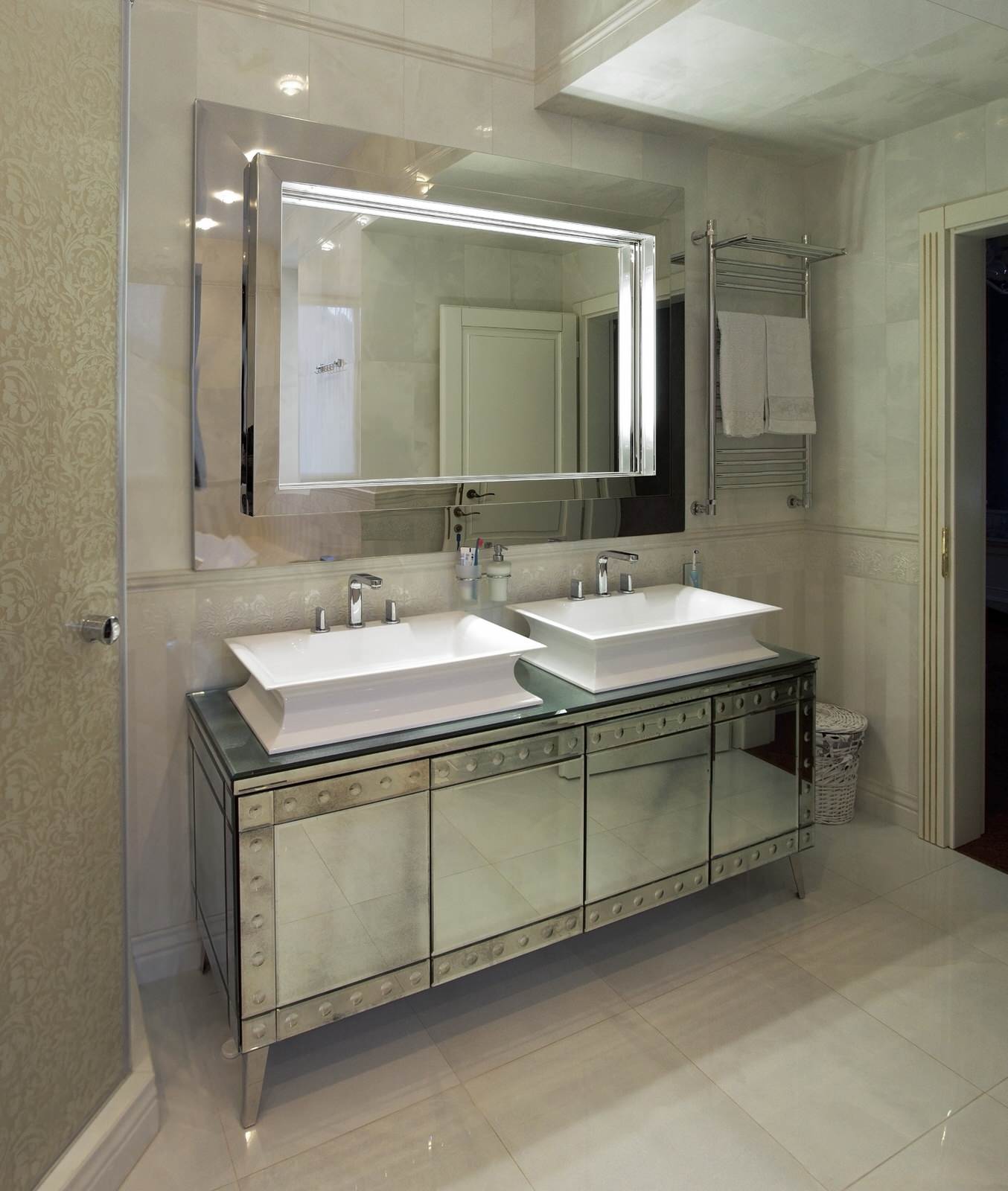 Дизайнерский ремонт и отделка коттеджа в Подмосковье