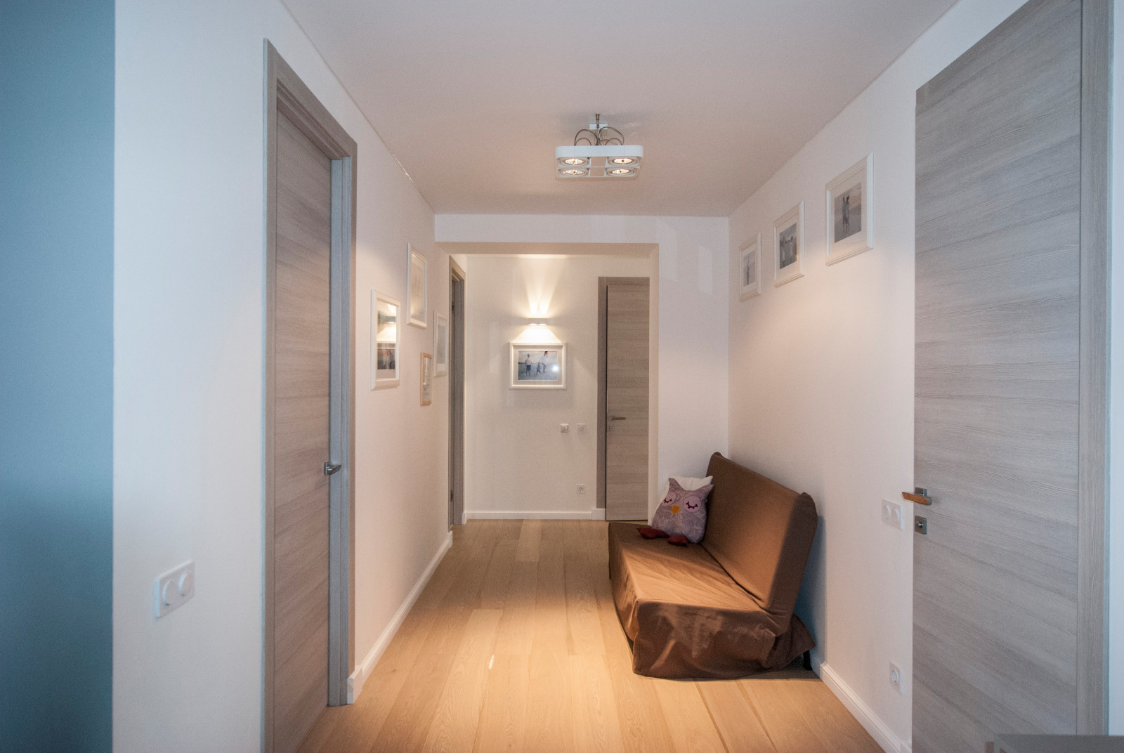 Modern and lignt 140 sq. m. appartment in Saint-Petersburg