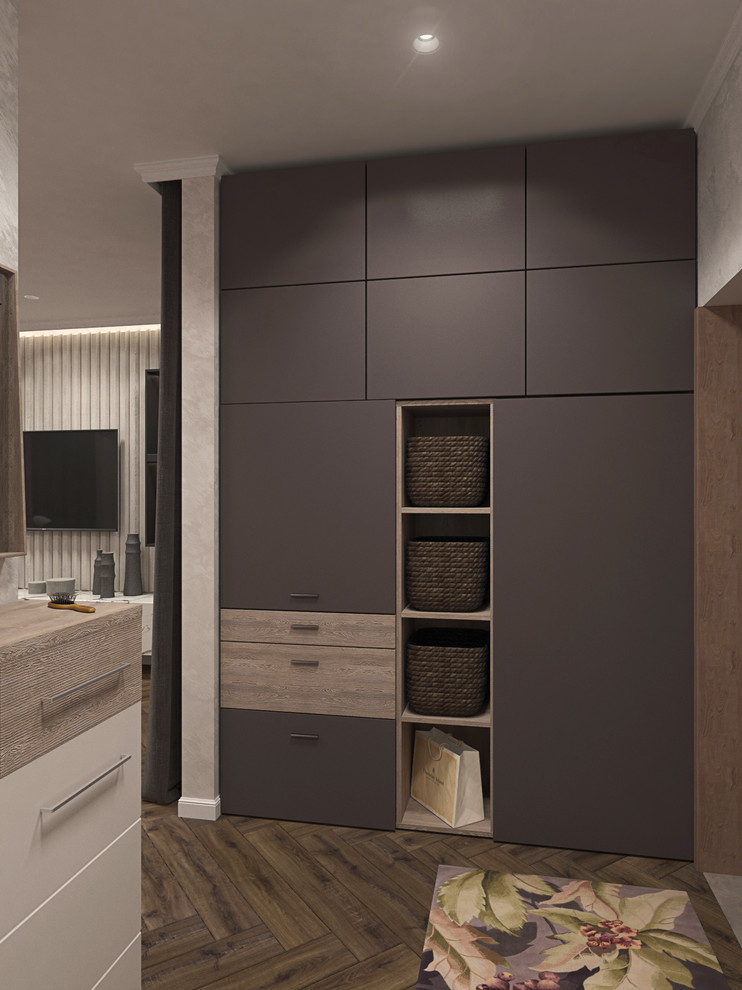 Прихожая с гостиной в однокомнатной квартире