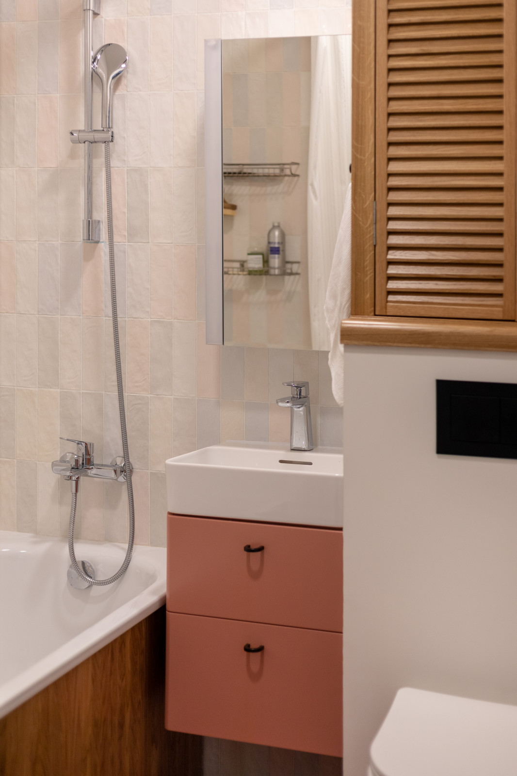 Houzz-тур: 42 кв.м — женственная квартира с бетонными стенами