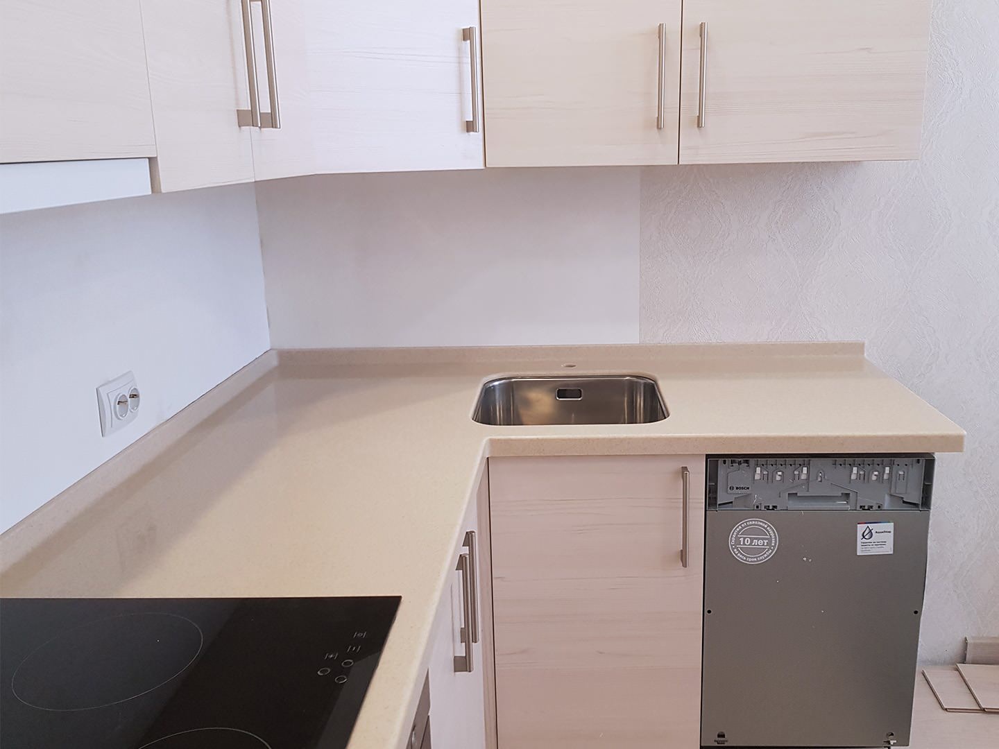 Кухонная столешница из искусственного камня Tristone S-102 Beige Sands