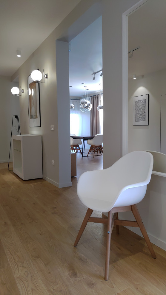 Частный дом в Нижней Гостагайке в светлом минималистичном стиле