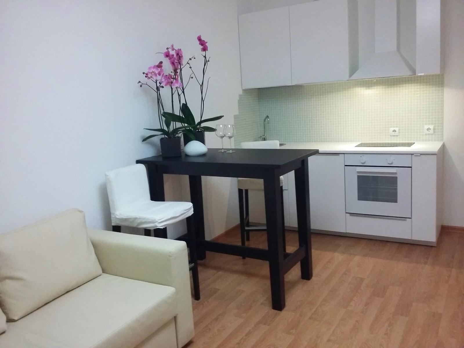 Обложка проекта: Небольшие квартиры. Минимализм.