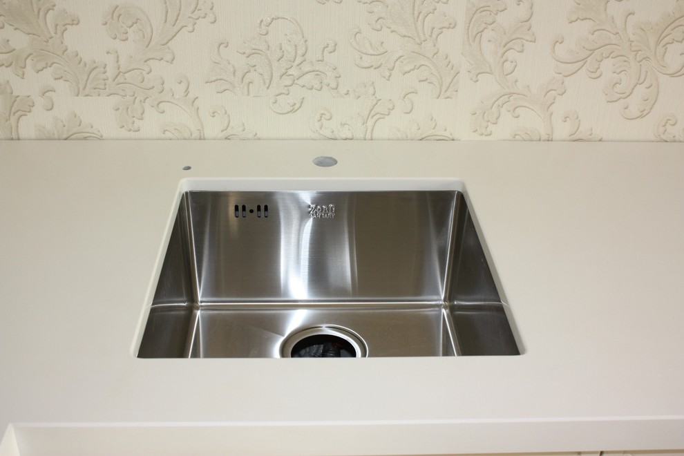 Кухонная столешница из кварцевого агломерата Radianz т.40мм