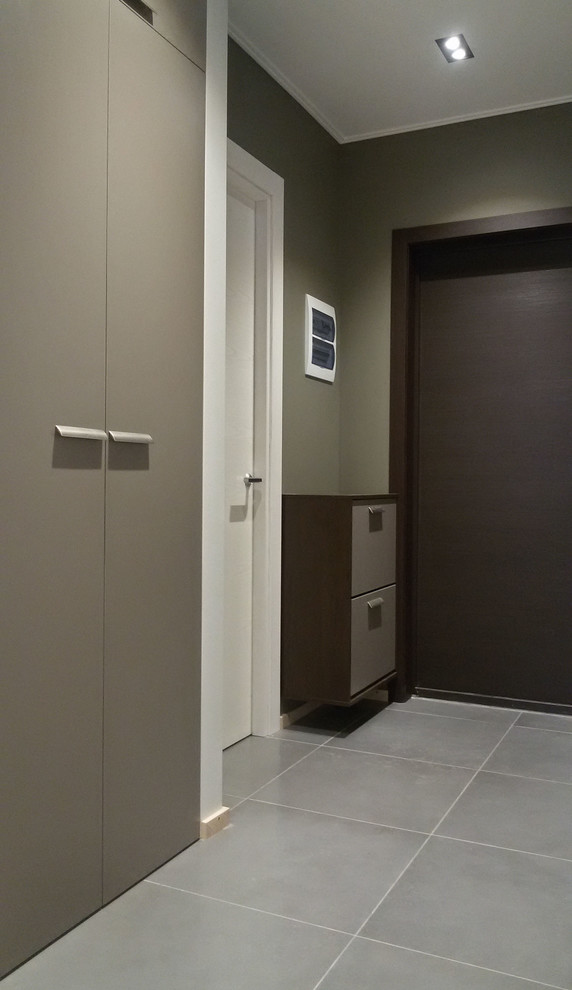 Обложка альбома: прихожая