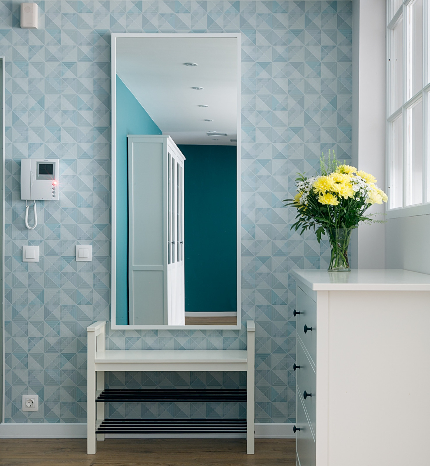 Скандинавская история о легкости и чистоте (2 спальни, 3 гардеробных)