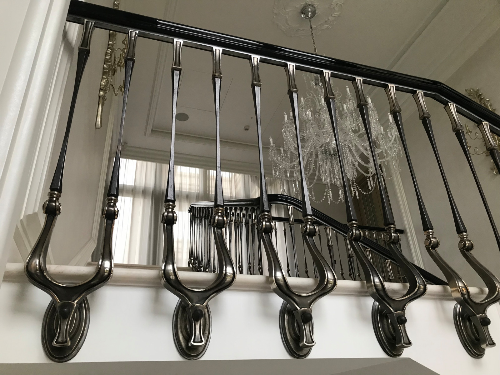 Обложка проекта: Балясины из стали и бронзы