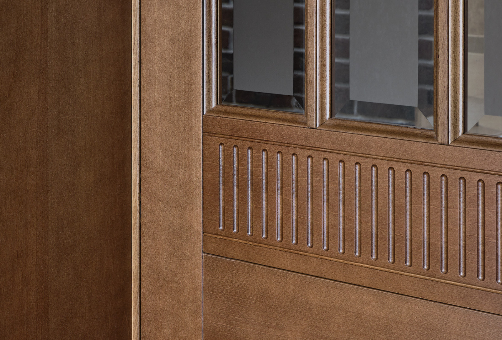 Модели Стимул и Премьер в отделке Ольха Орех