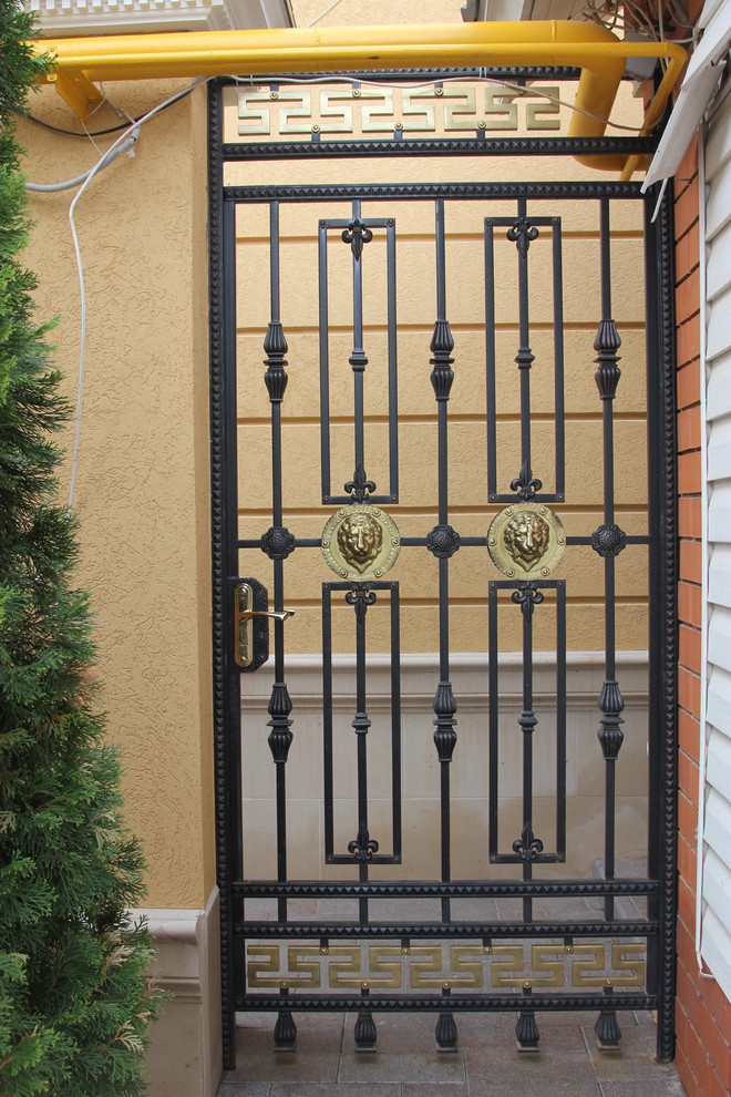 Дом в Ростошах