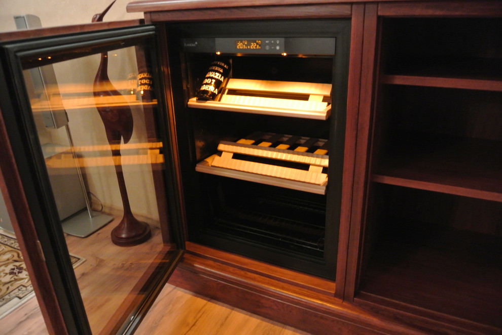 Oak Wine Cabinet. EuroCave S-Pure-S Inside.