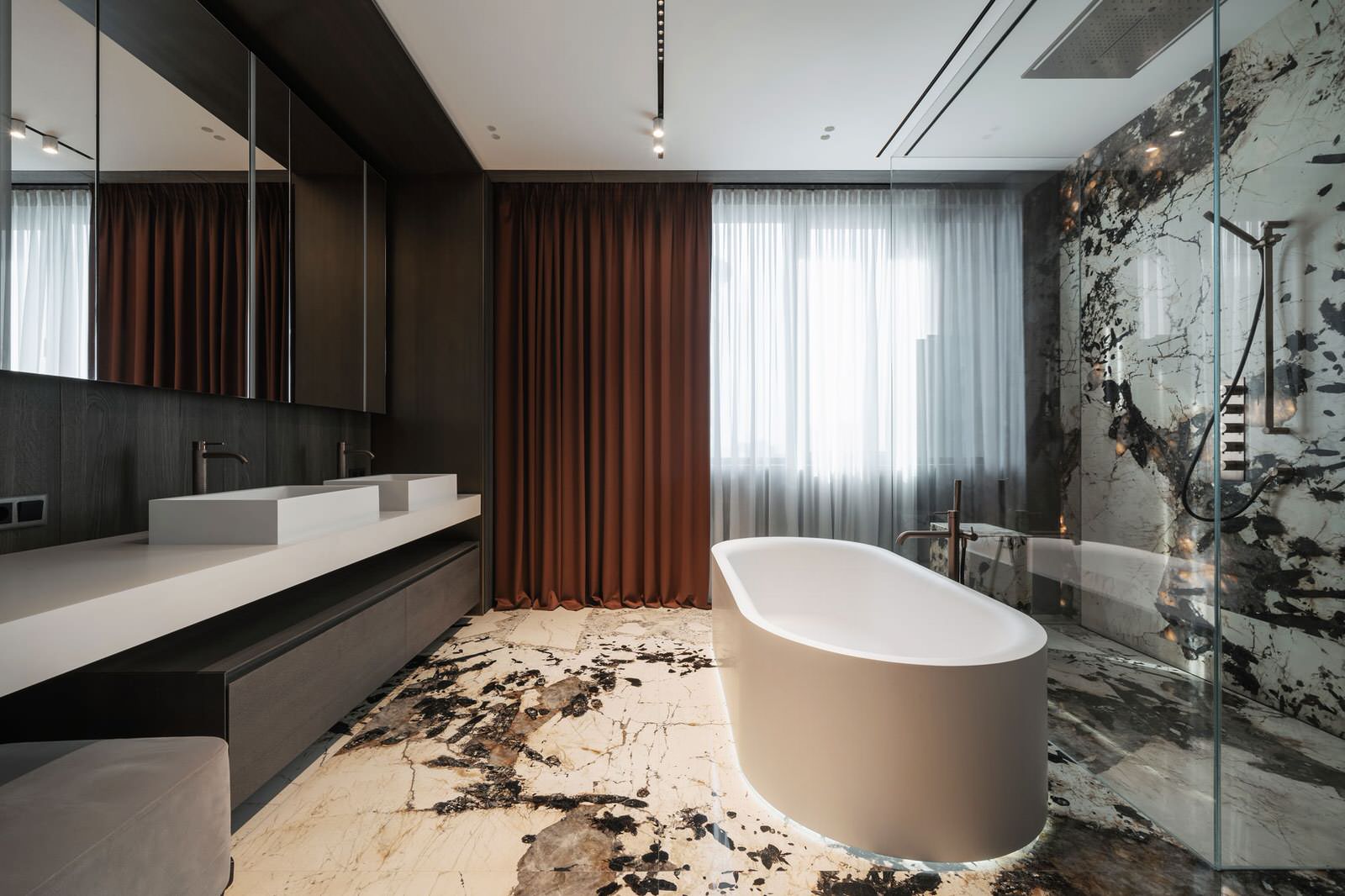 Triumph: eclectic style of stones & metals