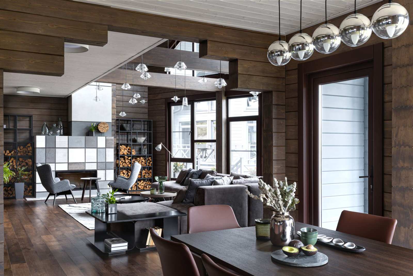 Темный лес: загородный дом в Подмосковье