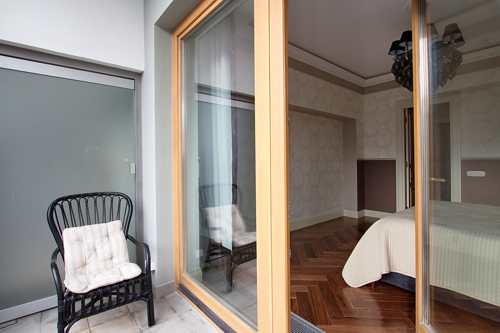 Классические апартаменты в центре Санкт-Петербурга