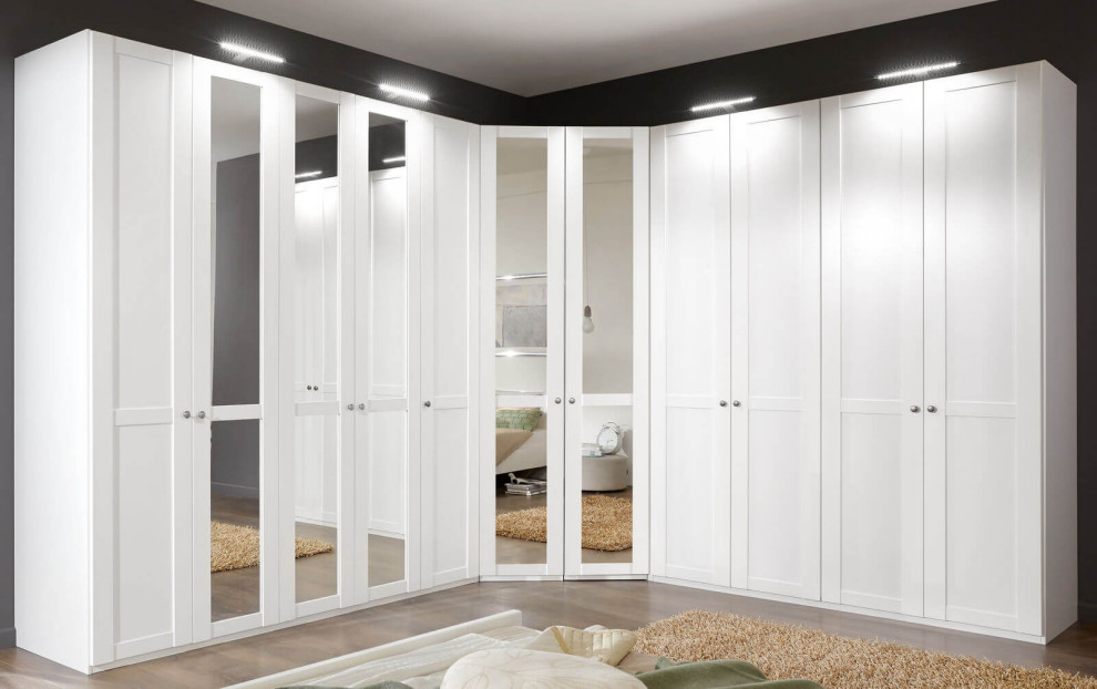 распашные шкафы