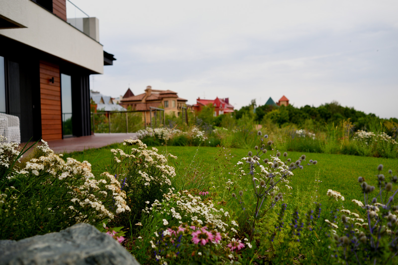 Сад с видом на Волгу