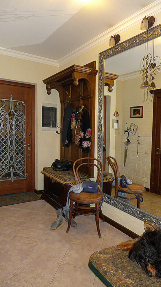 "Ностальгия" Прихожая