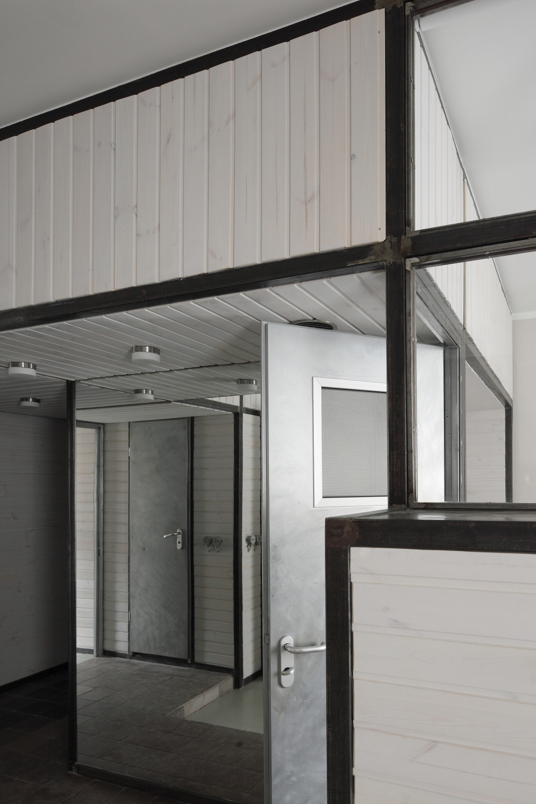 Wood Warm White Apartment