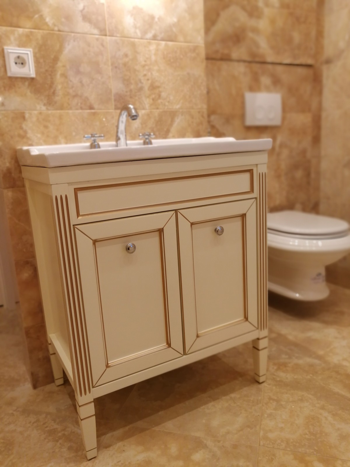 Обложка проекта: Классический интерьер в доме 1941 года.