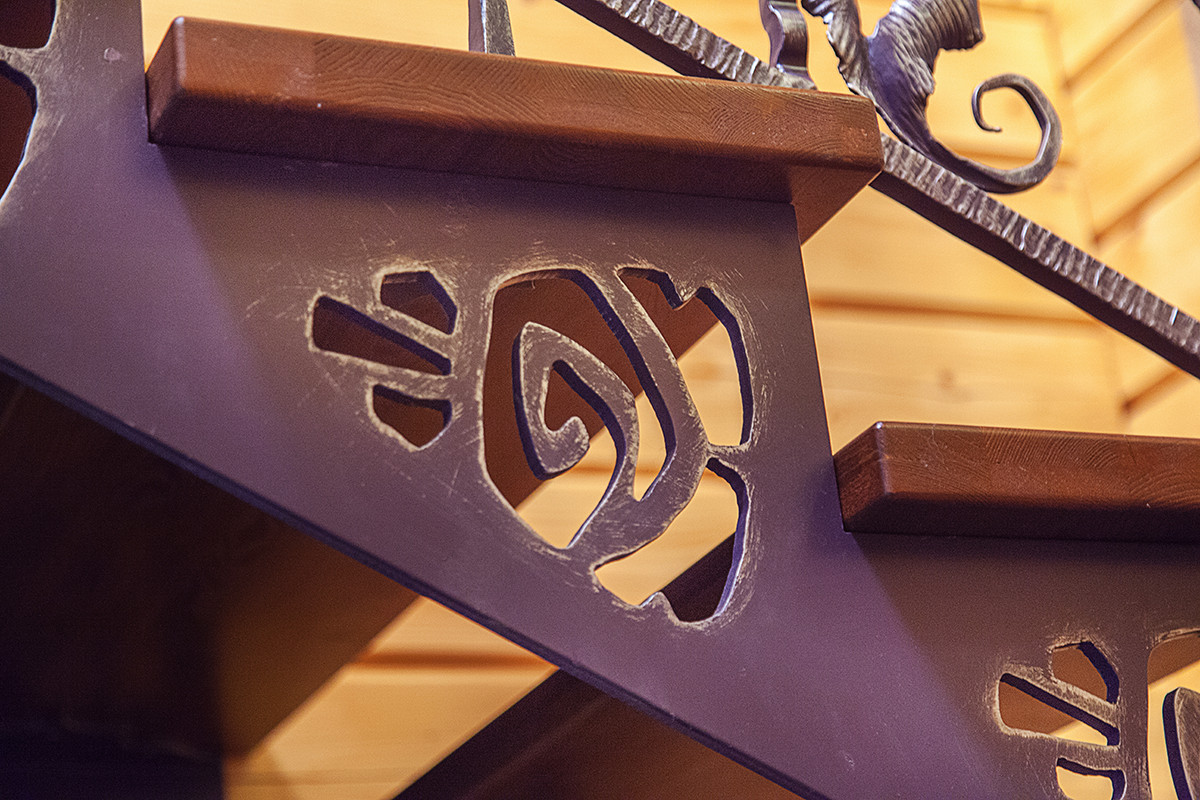 Лестница "Чертополох"