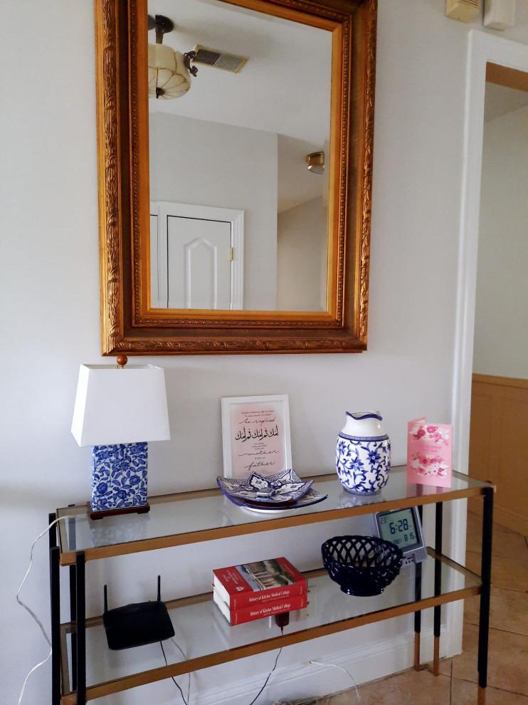 Transitional house decoration