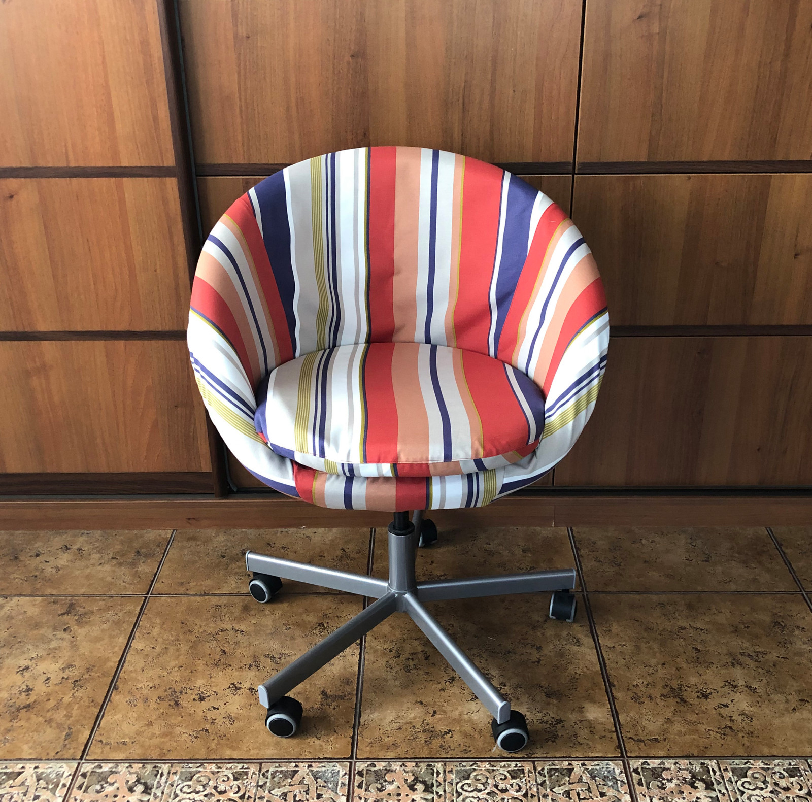 Обложка проекта: Чехлы для кресла Скрувста