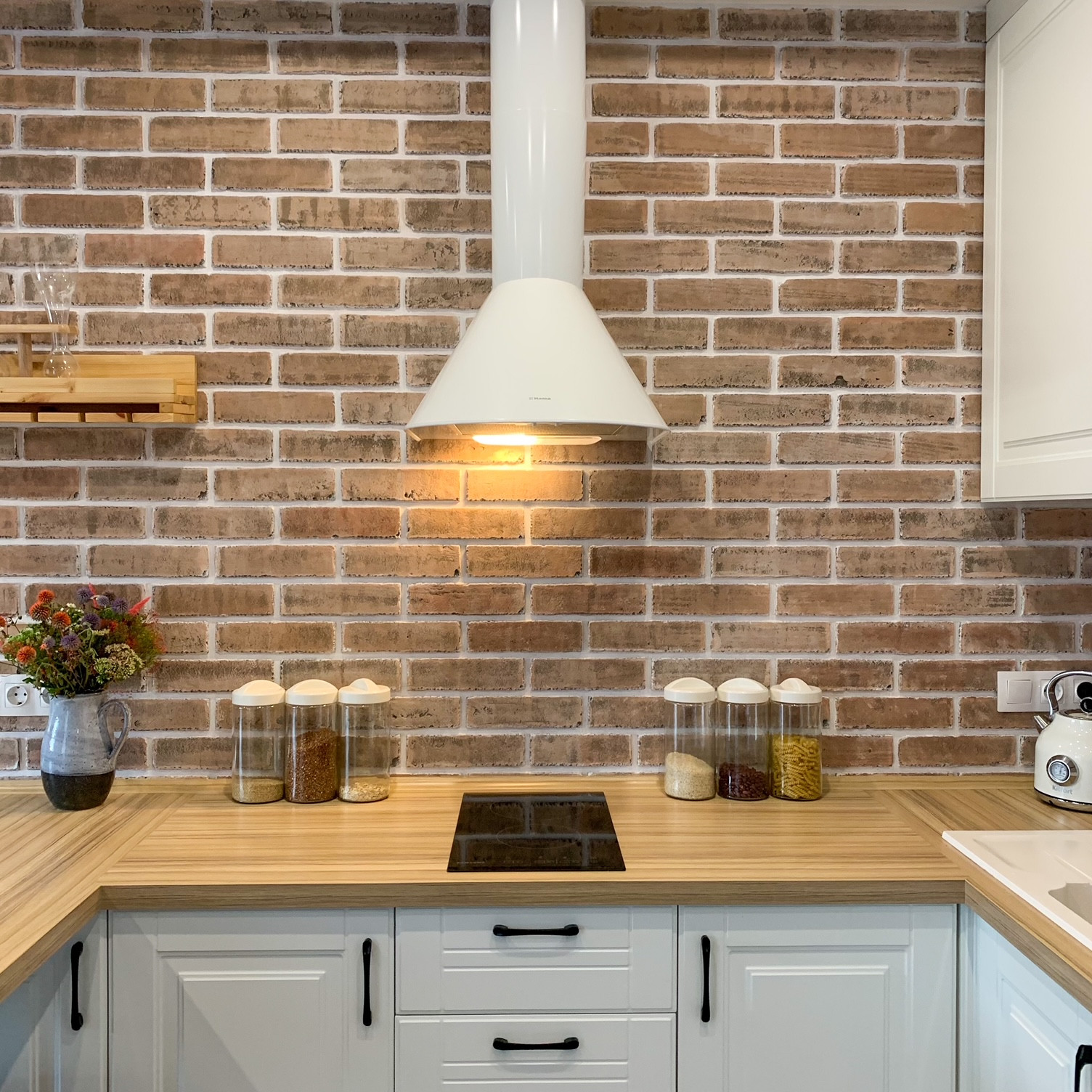 Обложка проекта: Студия для девушки