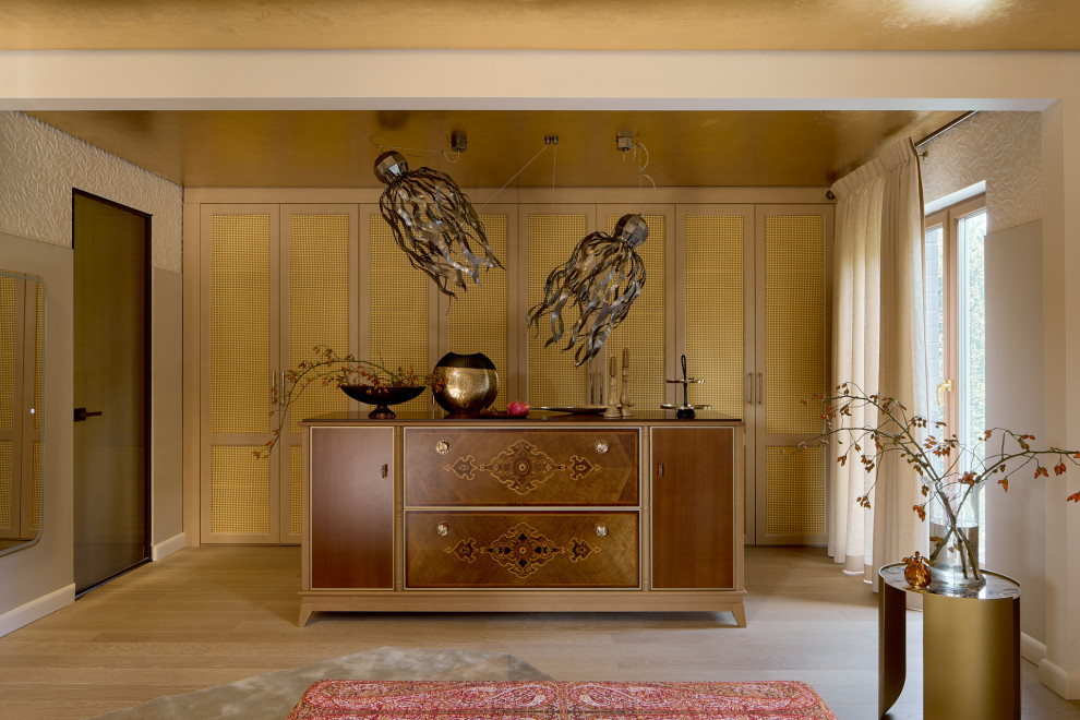 Мастер-спальня в розовом золоте