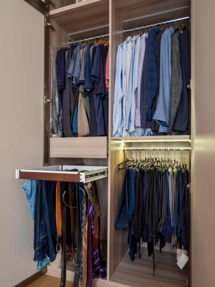 Стильный шкаф в спальню