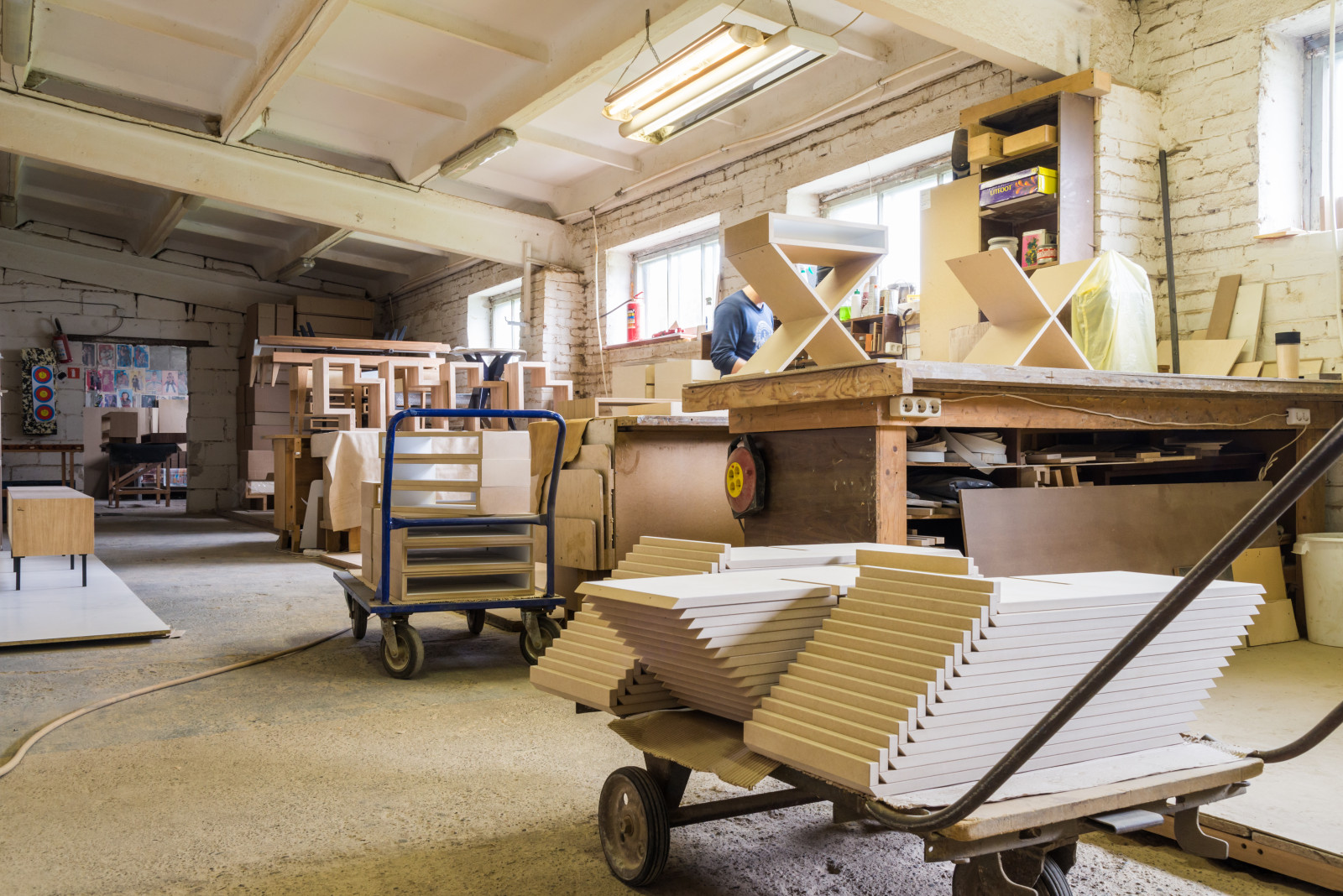 Портрет: Скандинавская мебель в Петербурге от Bragindesign