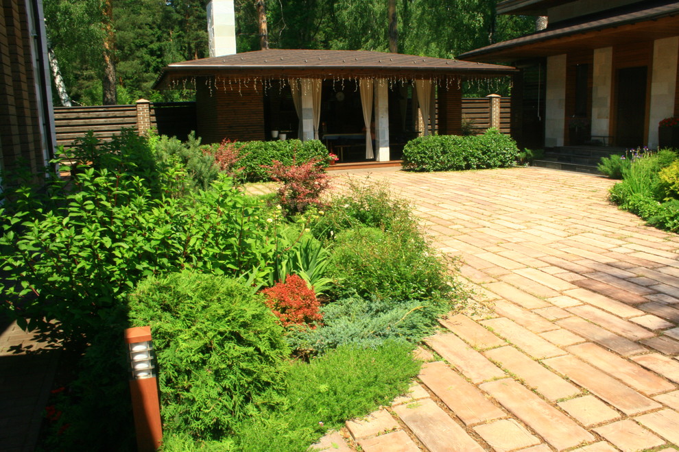 В духе Шале