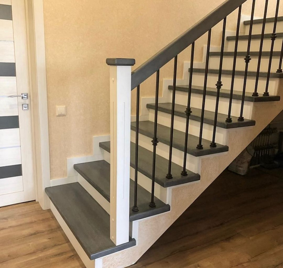 Лестница Юрия в пос. Мещерское