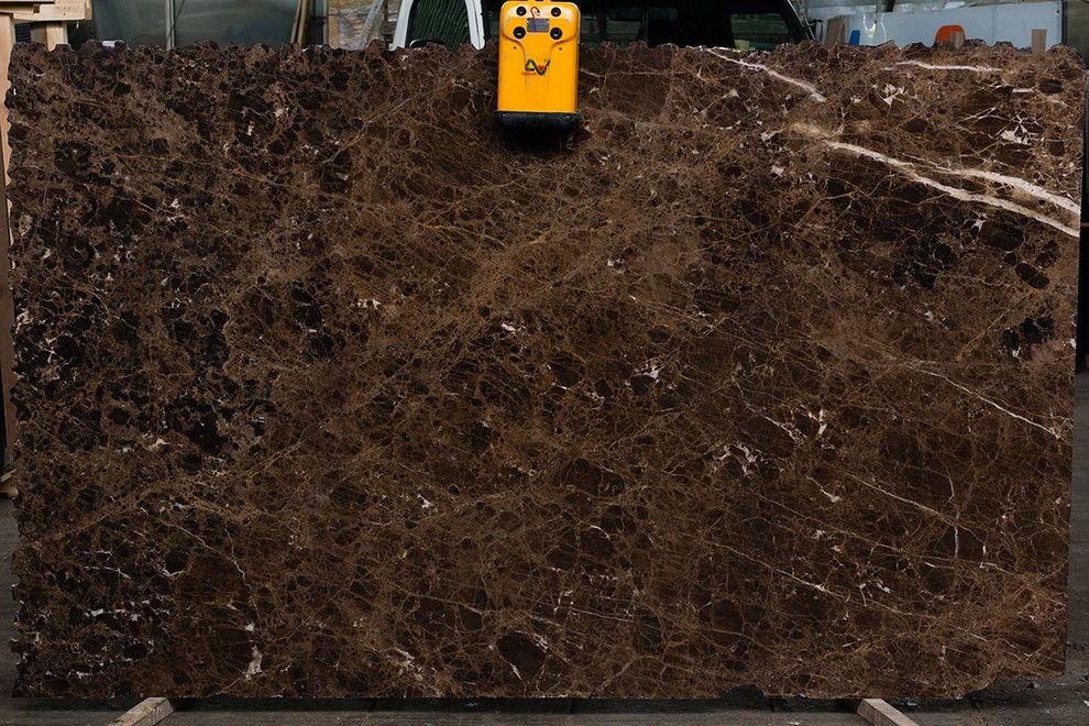 Классы и категории мрамора: Как они «диктуют» цену камня