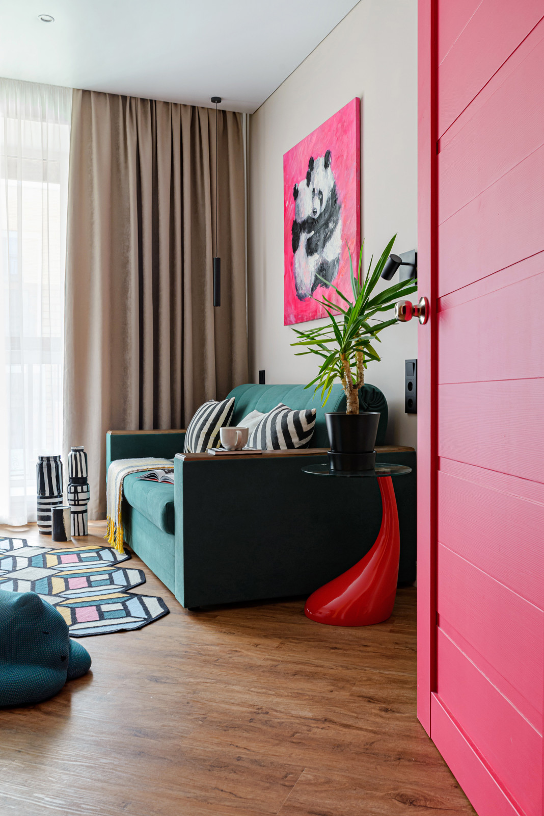 Яркая квартира-студия