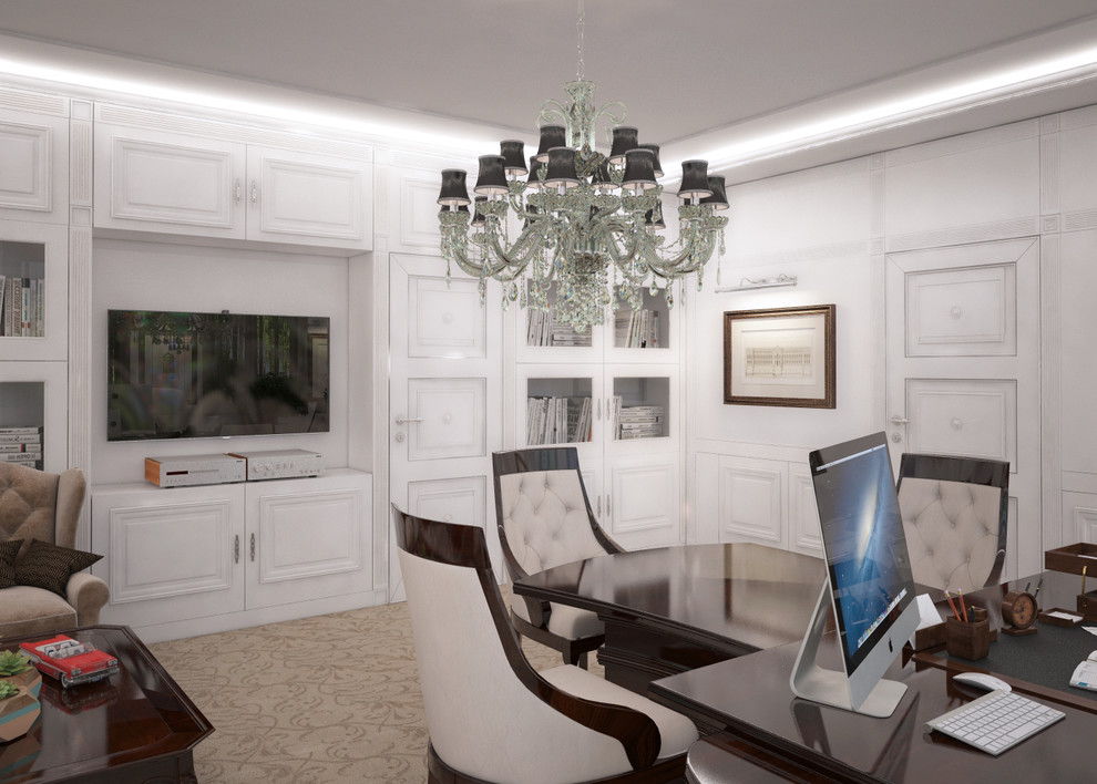 Офис для женщины руководителя в неоклассическом стиле