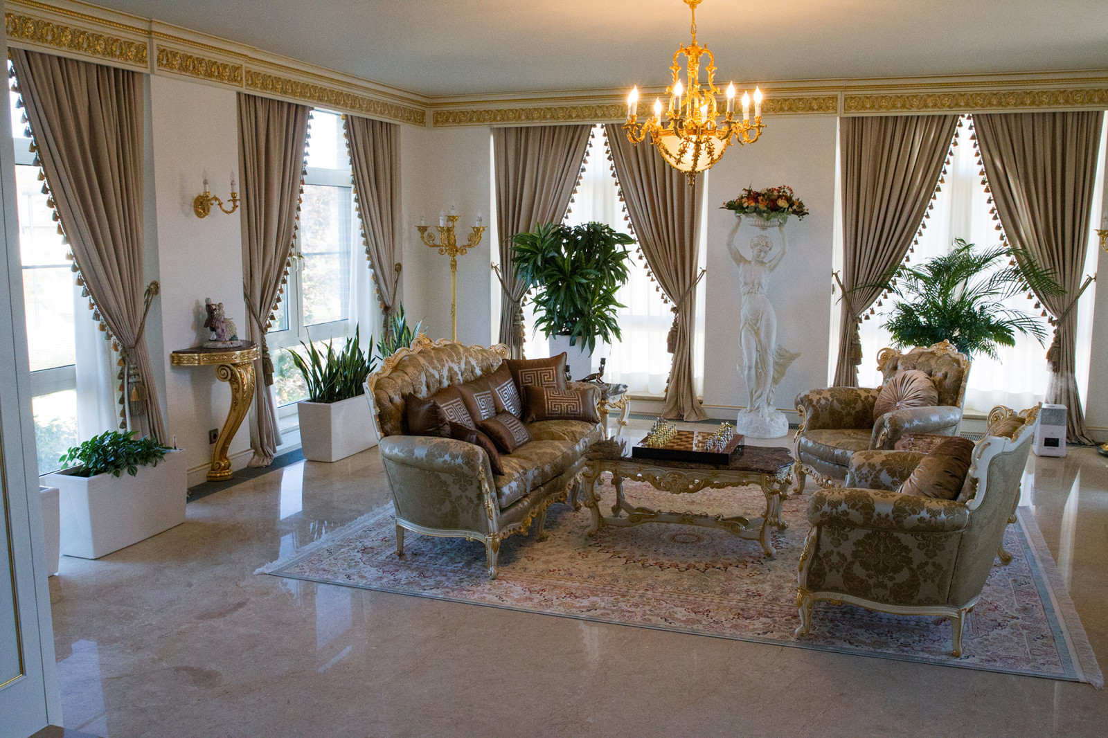 Сад на Пятницком шоссе.  Дизайнер Лариса Юрова