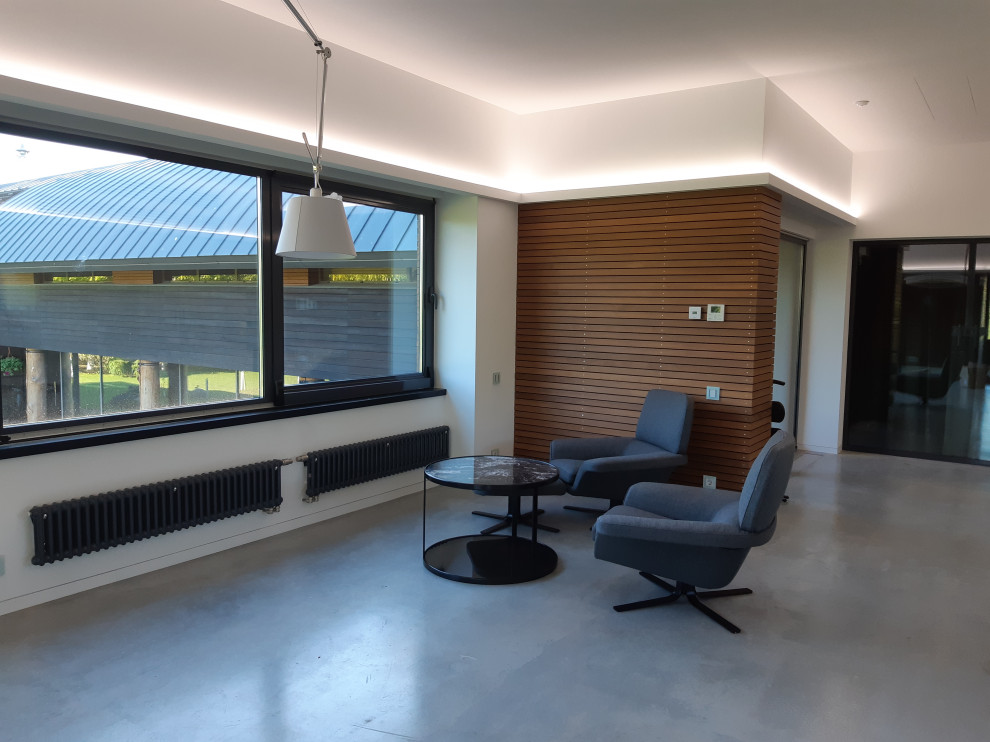 Реконструкция консоли над бассейном