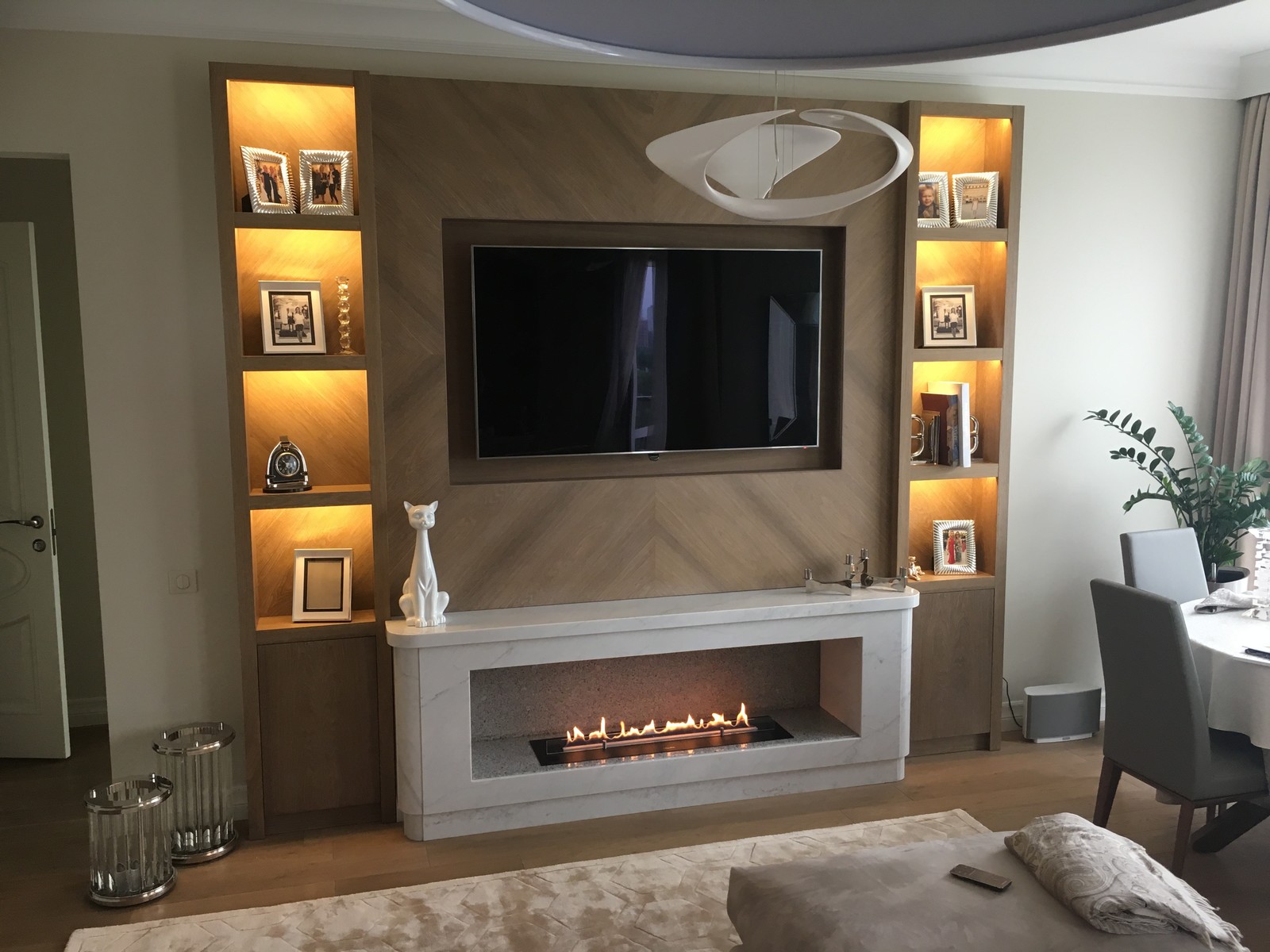 Обложка проекта: Проект от компании DBA-GROUP с биокамином Planika Fire Line Electronic