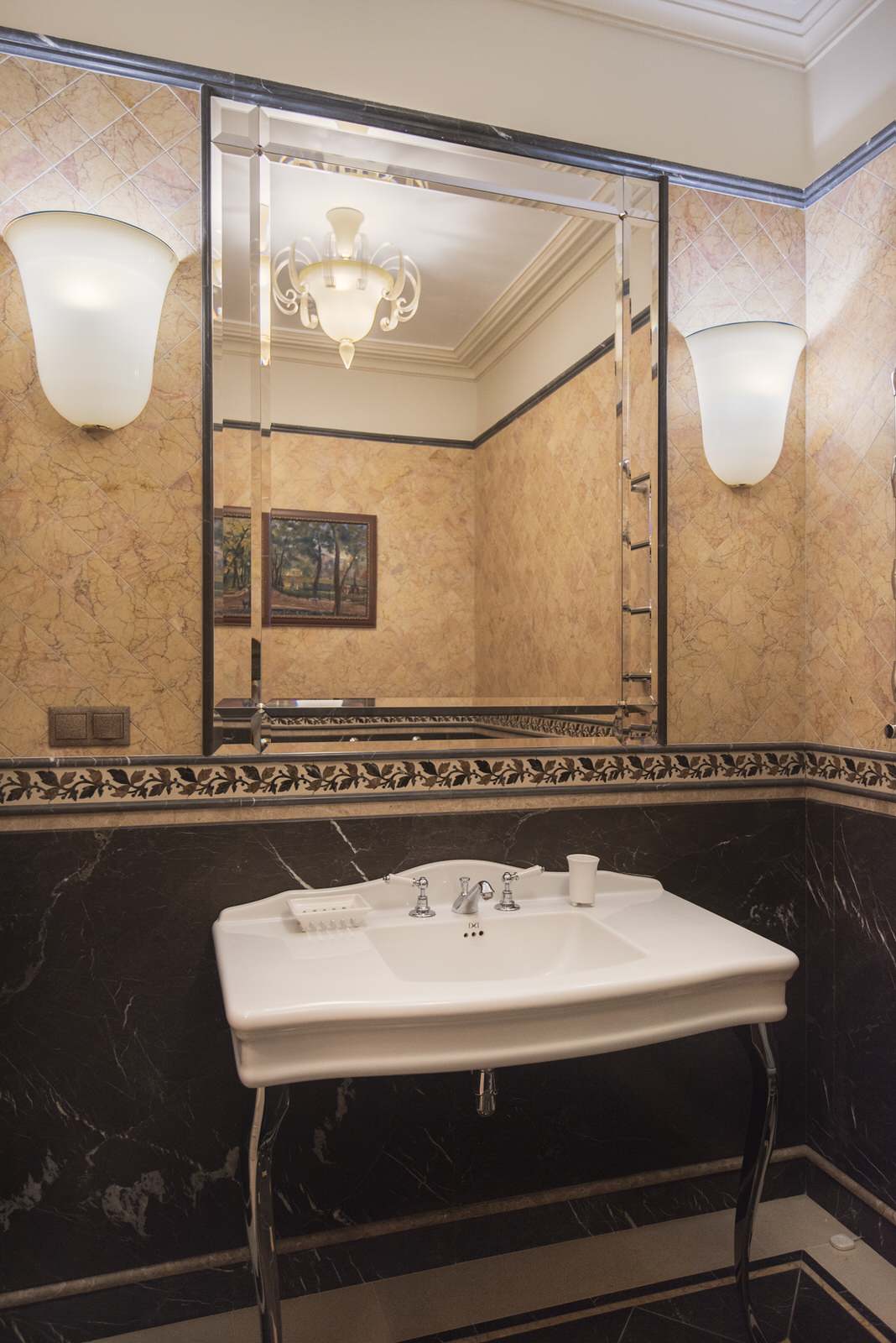 Дом в Миллениум Парк. Элитная мебель