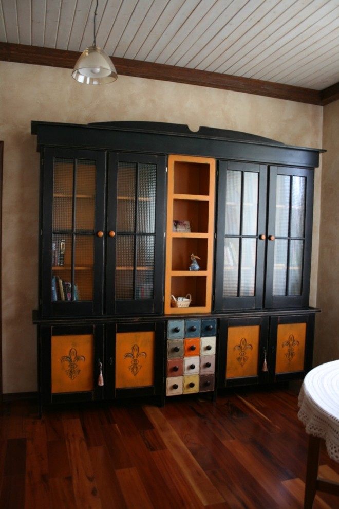 Мебель Старинский