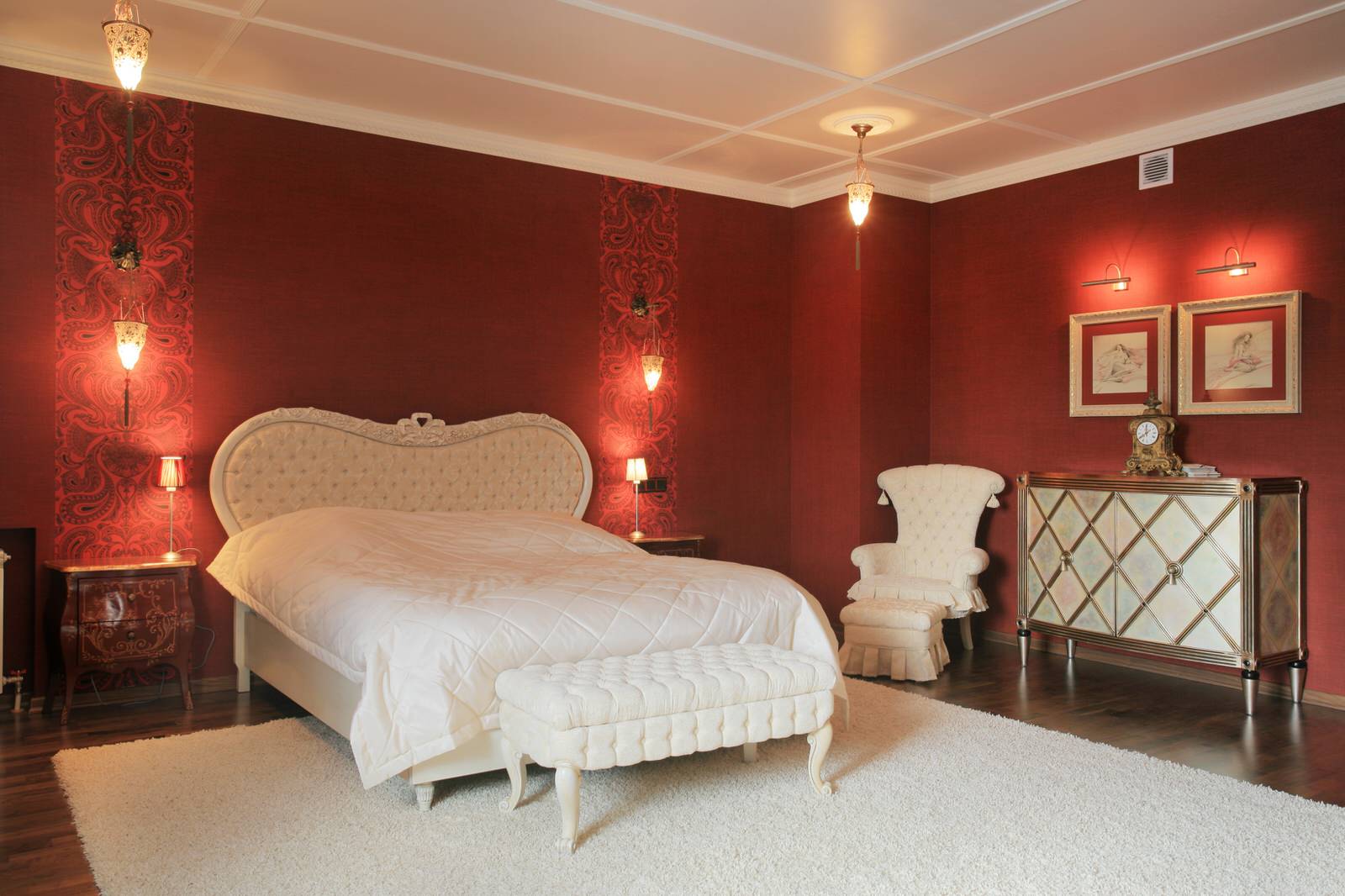 Жить особняком