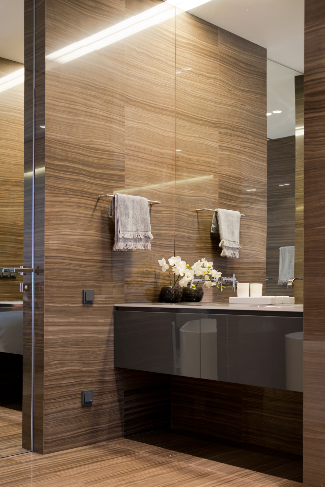 ИНТЕРЬЕР КВАРТИРЫ НА МОСФИЛЬМОВСКОЙ