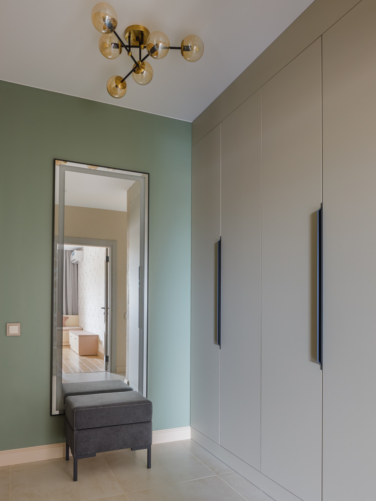 2х-комнатная квартира в современной классике и минимализме