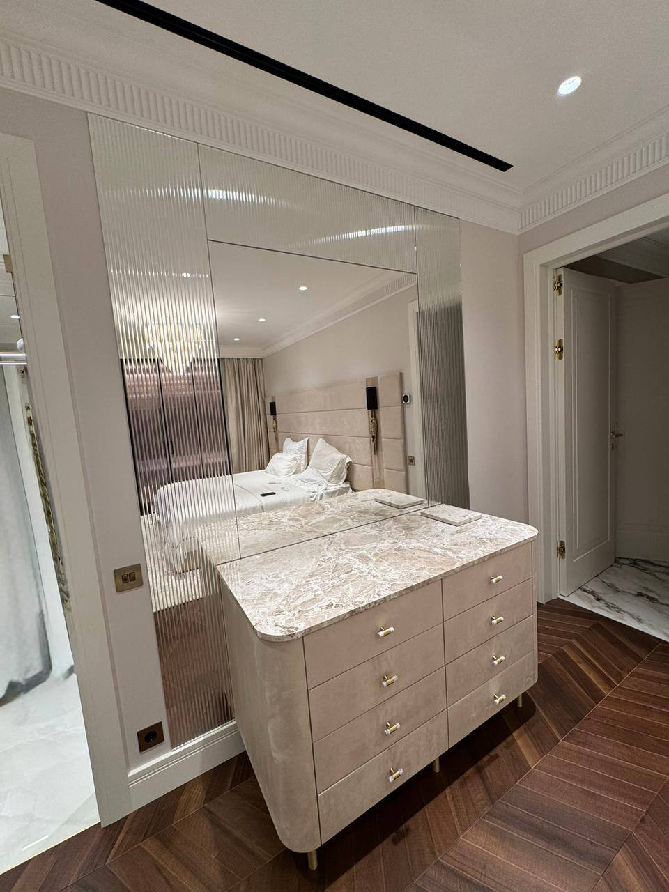 Зеркало с гравировкой ул Янковского