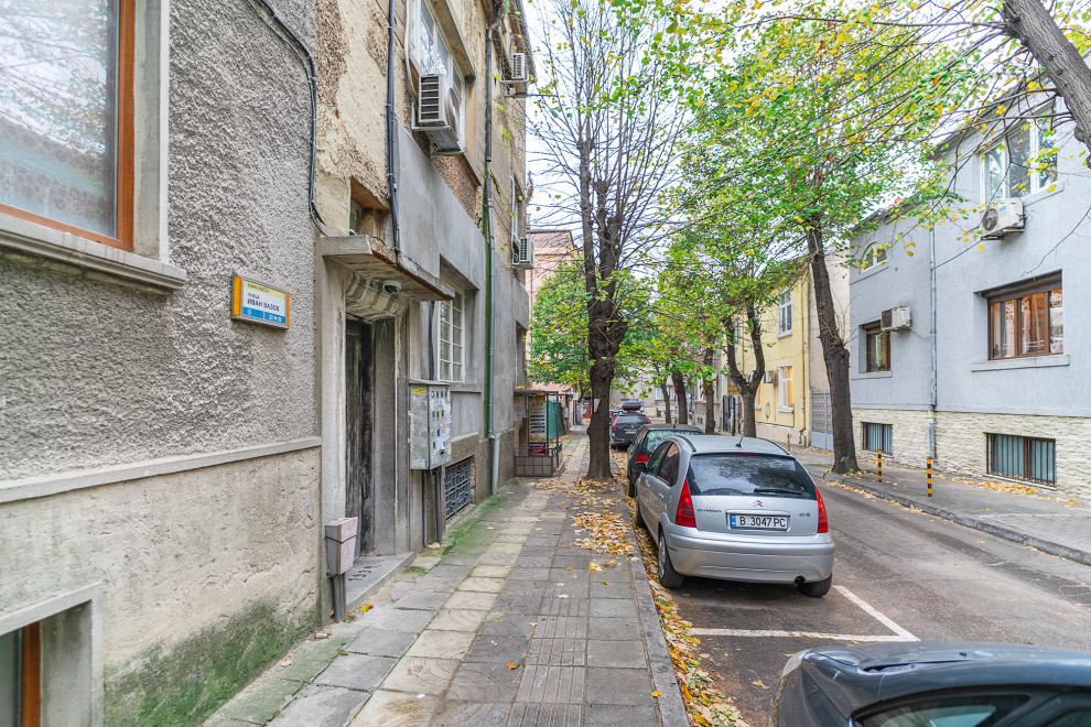 Обложка проекта: Иван Вазов 20, Варна, Болгария