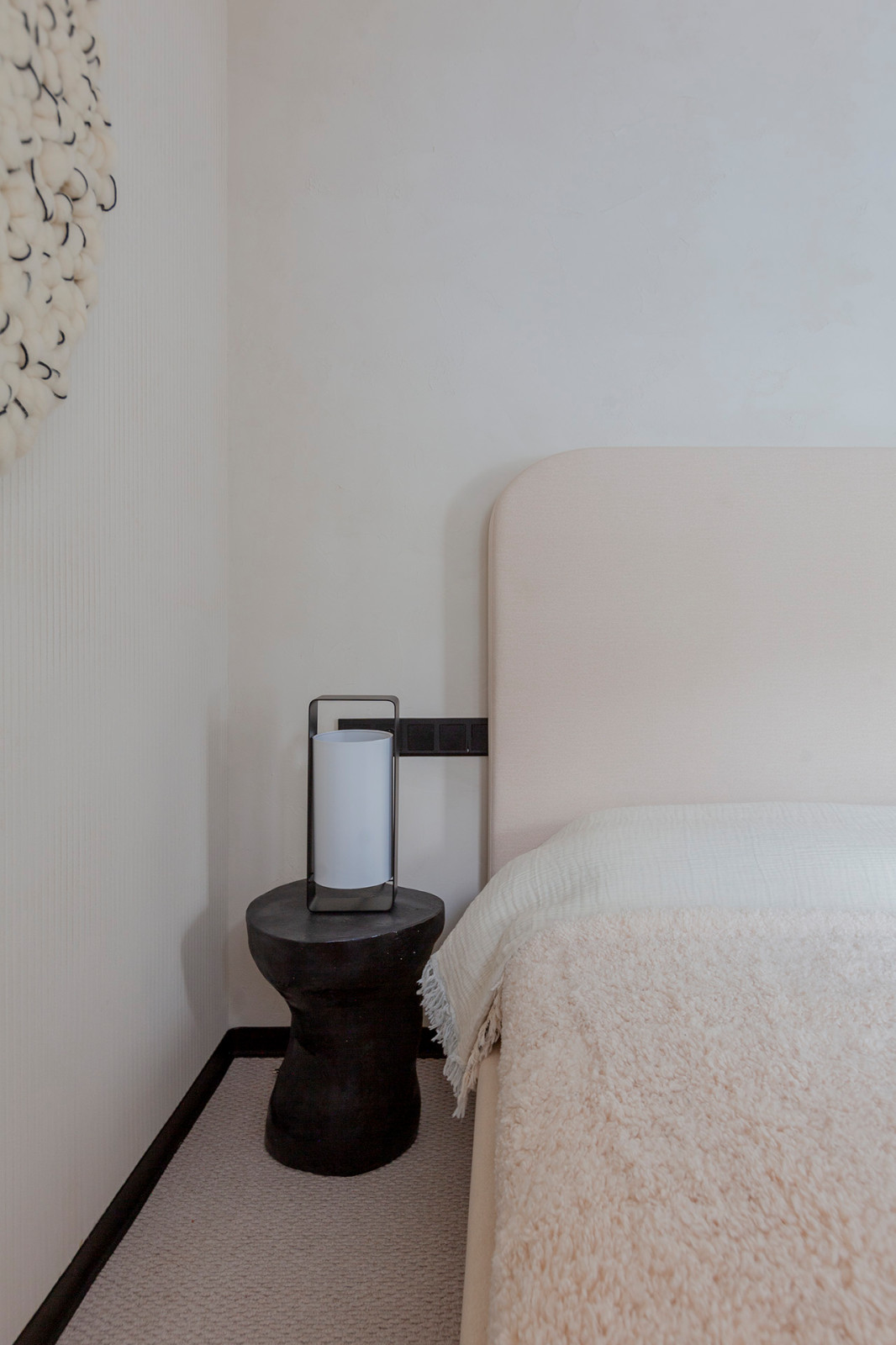 Добрая квартира - интерьер 49м² в доме XIX века